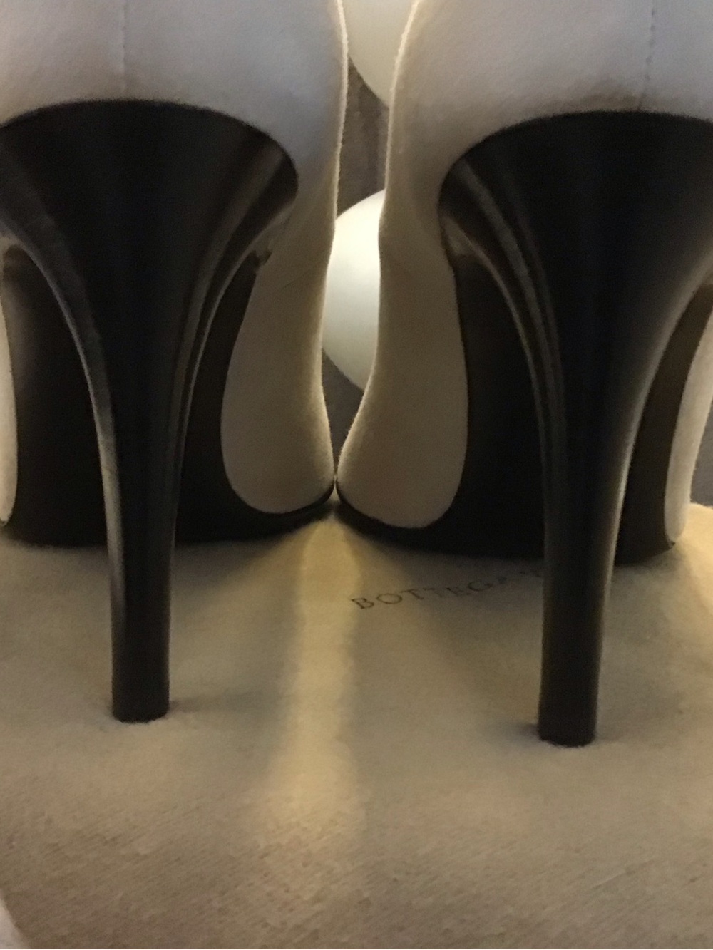 Bottega Veneta Cream Peep-Toe High Heels - Picture 5 of 9